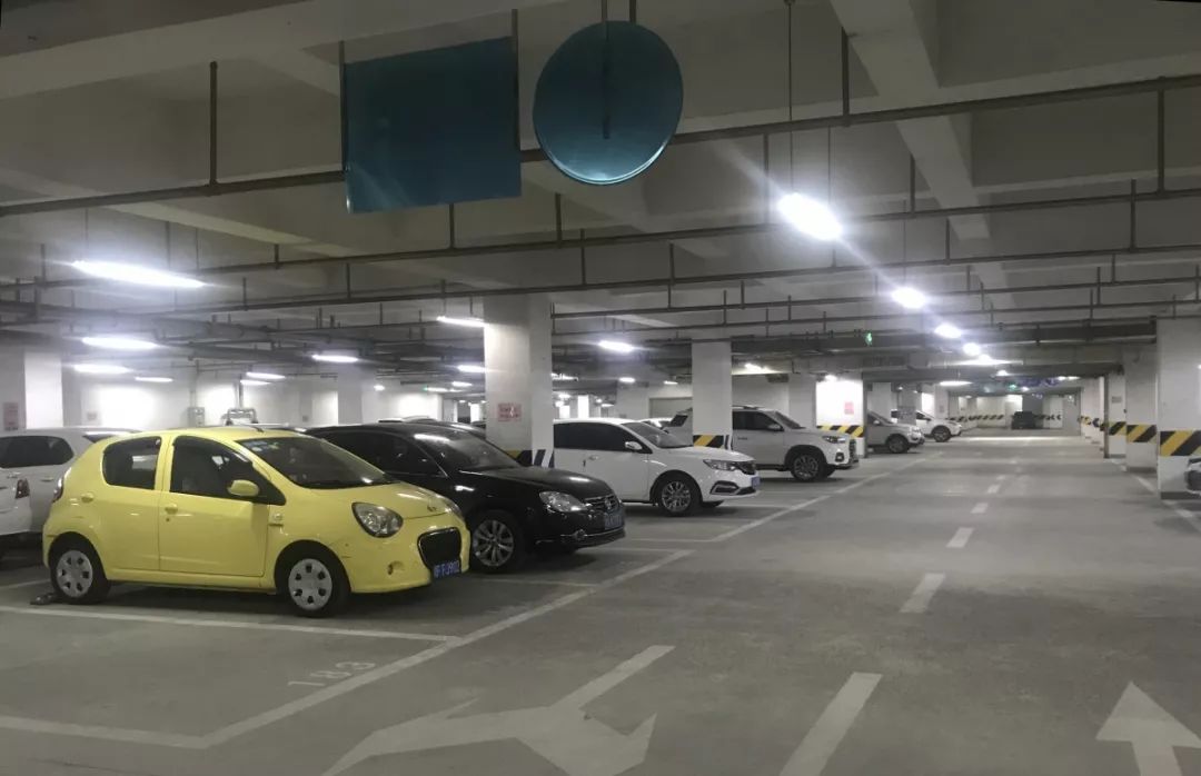 成都富士康園區(qū)公寓停車最新通告！